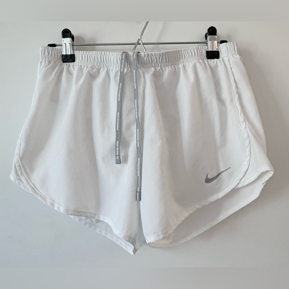 Nike Dri Fit 3" Women's Running Shorts in White | Women’s Size Small